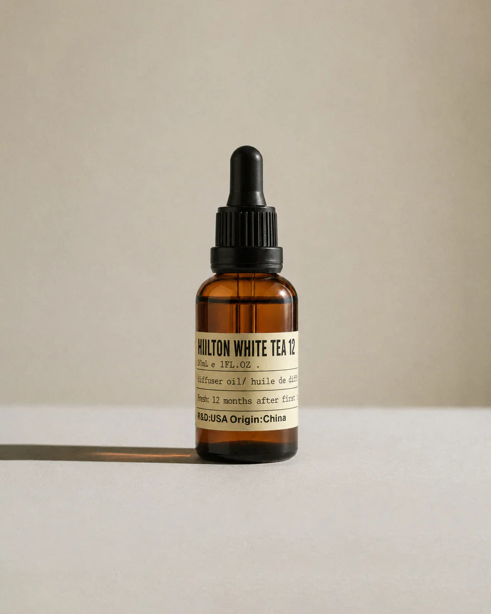 Hilton White Tea No. 12 30 ml fragrance oil bottle